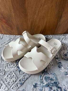 Wild Fable Cream Slip-On Buckle Sandals